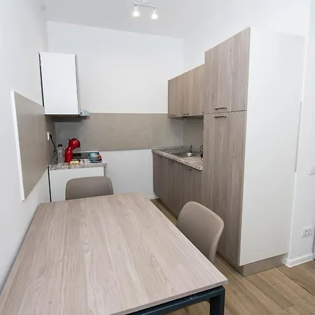 Διαμέρισμα Park View 3 *